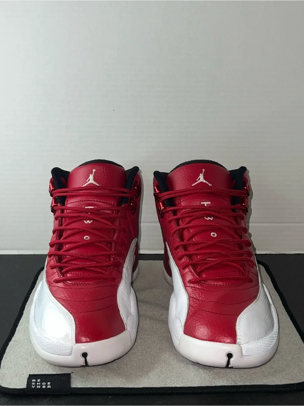 Jordan 12 Gym Red 9.5 Used